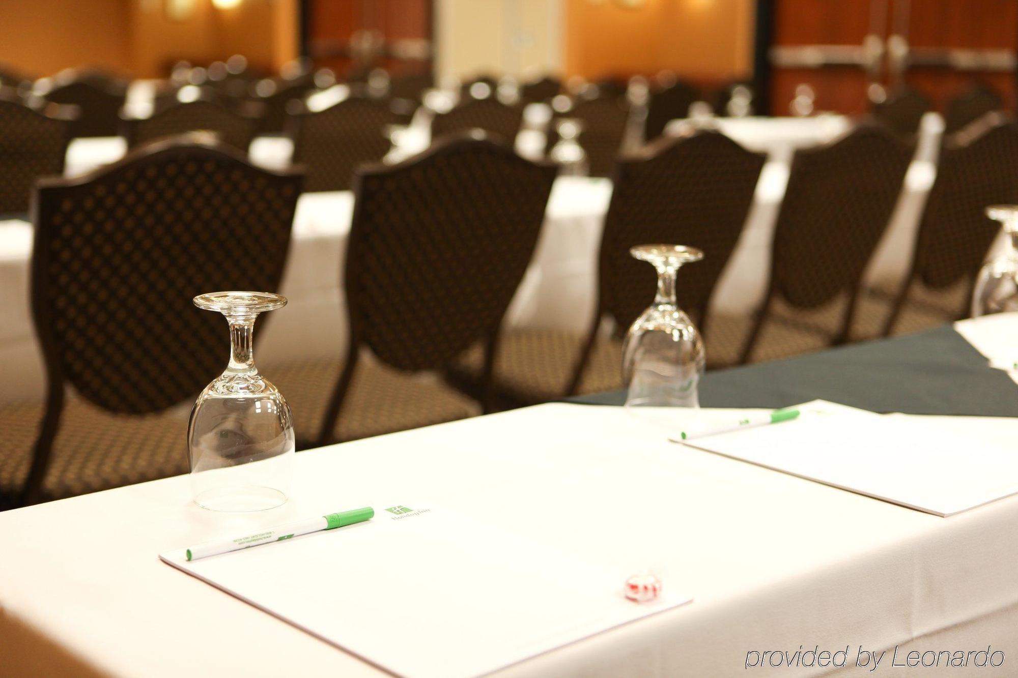 Holiday Inn Grand Rapids-Airport By Ihg Luaran gambar